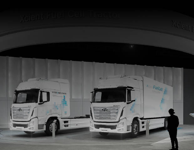 Hyundai Motor's hydrogen-electric large truck, Xcient Fuel Cell and Xient Hydrogen Electric Tractor
