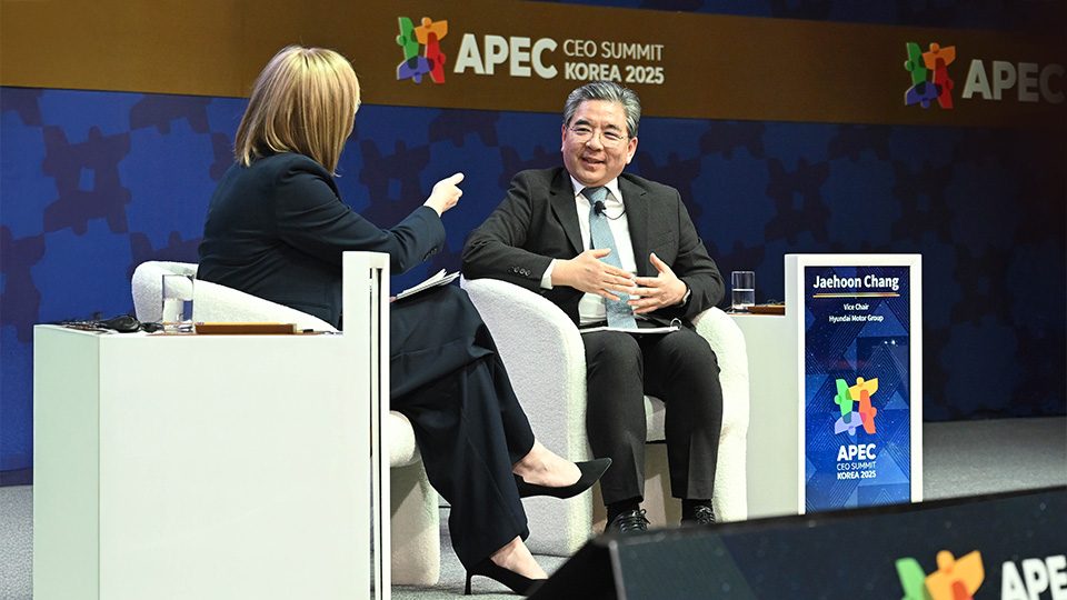 현대차그룹은 이 자리에서 ‘수소, 모빌리티를 넘어 사회를 위한 새로운 에너지(Hydrogen, Beyond Mobility, New Energy for Society)’ 세션을 진행하며 수소 사업 방향성과 현황을 공유하고 수소 산업 발전 가속화를 위한 다양한 의견을 나눴다.