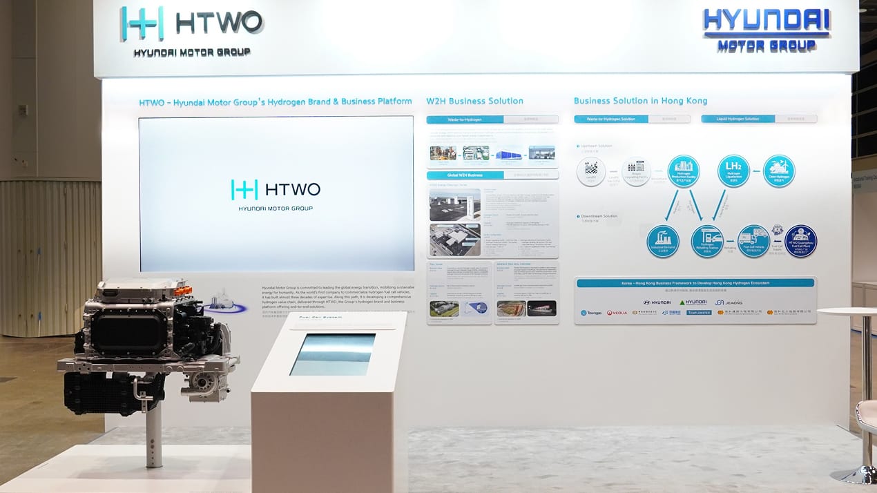 Executives and representatives from Hyundai Motor Group, government agencies and key partner companies attends the signing ceremony for a multilateral agreement to build a hydrogen ecosystem, held during the International Hydrogen Development Symposium 2026 in Hong Kong. The collaboration aims to support the city’s clean energy transition while establishing a strategic hub for hydrogen business expansion across the Asia-Pacific region.