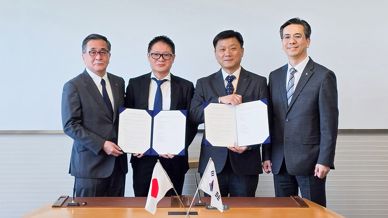 수소 생산 플랜트 EPC(설계·조달·시공) 역량을 보유한 현대건설과, 세계 최초 암모니아 벙커링 선박 발주 등 원자재 공급 분야에서 글로벌 노하우를 축적한 일본 이토추상사의 파트너십은 수소 생산 및 공급 전반에 걸친 시너지를 창출할 것으로 기대됩니다.