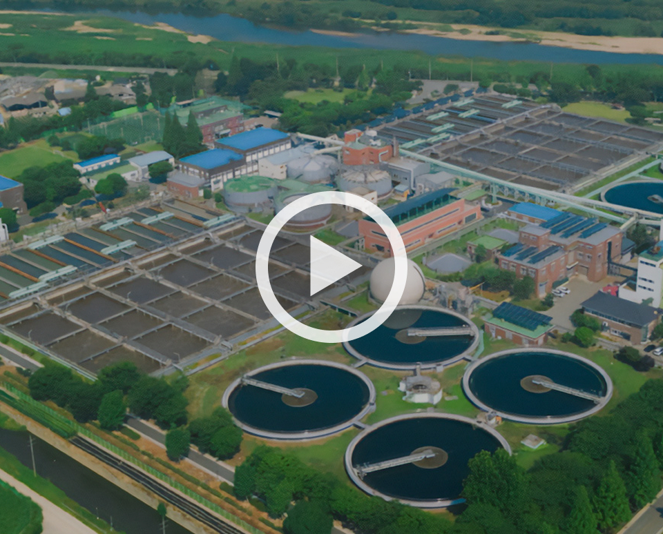 Hyundai Motor Group introduces the Waste-to-Hydrogen (W2H) process at HTWO ENERGY Cheongju, which produces high-purity hydrogen from biogas generated during the wastewater treatment process, and showcases the entire circular hydrogen production system, from biogas purification and hydrogen production to compression, storage, and refueling.