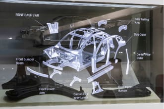 현대제철(HTWO) 미국 전기로 제철소 디오라마 탄소저감 철강 제품 쇼케이스 확대샷